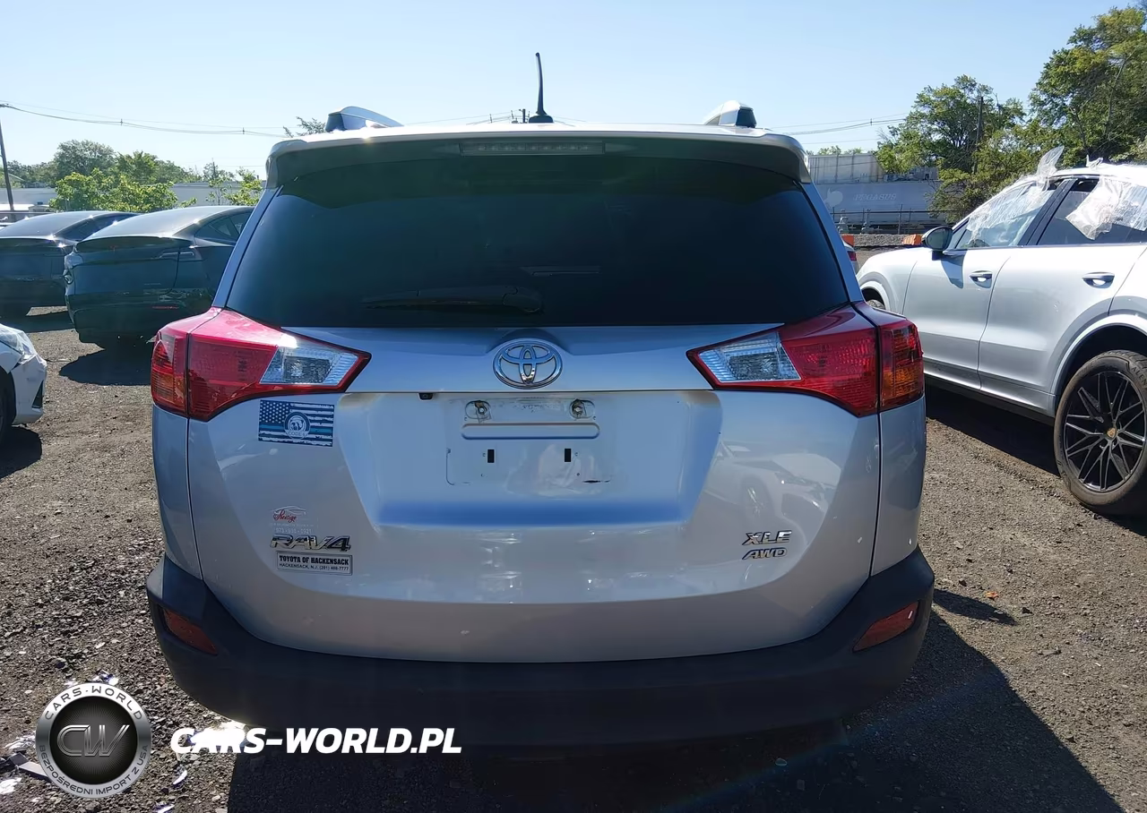 2014 Toyota Rav4 Xle VIN:2T3RFREV1EW142164 - 16