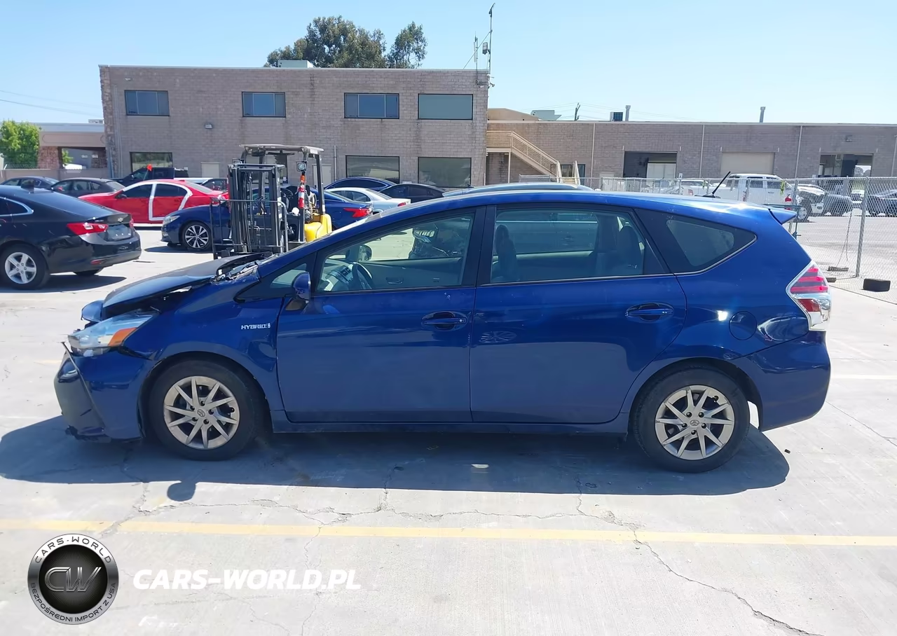 2016 Toyota Prius V Two VIN:JTDZN3EU4GJ046893 - 15