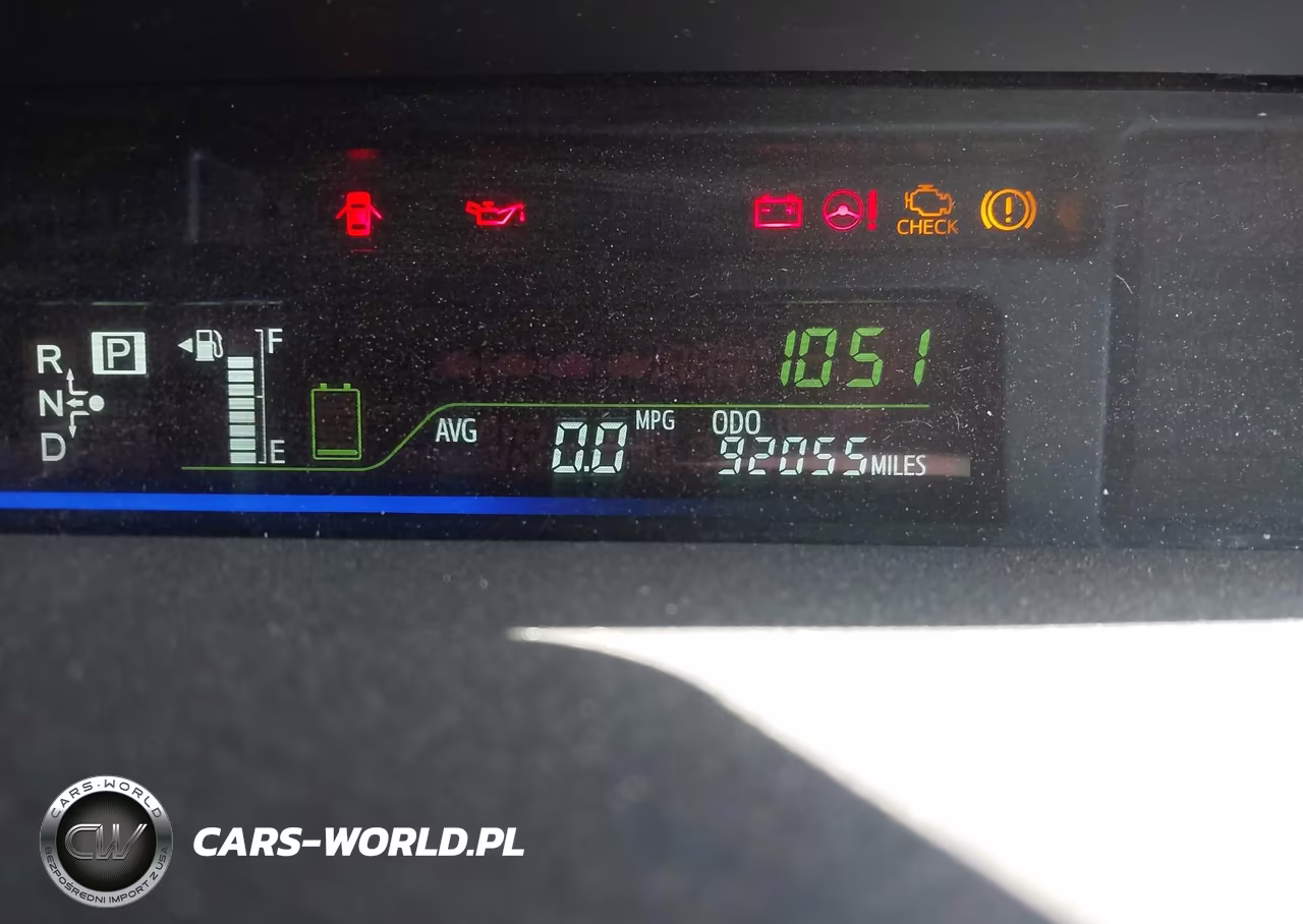 2016 Toyota Prius V Two VIN:JTDZN3EU4GJ046893 - 16
