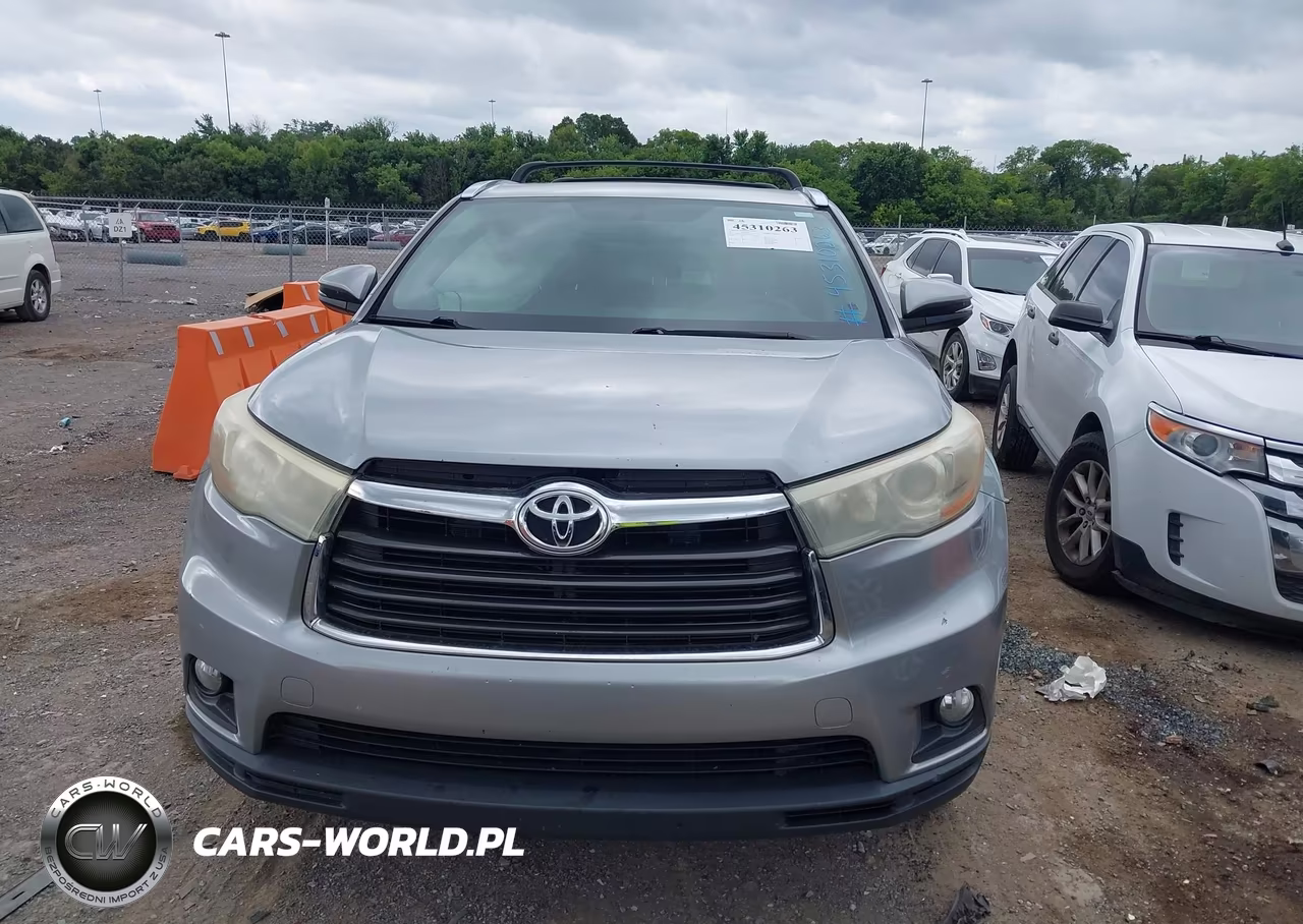2015 Toyota Highlander Xle V6 VIN:5TDKKRFH7FS118167 - 12