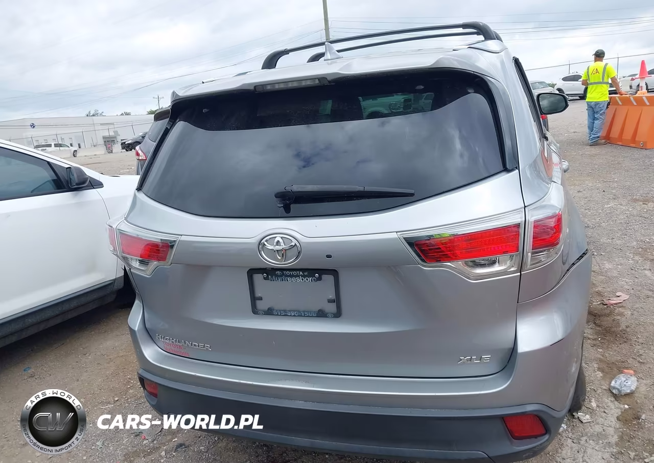 2015 Toyota Highlander Xle V6 VIN:5TDKKRFH7FS118167 - 16