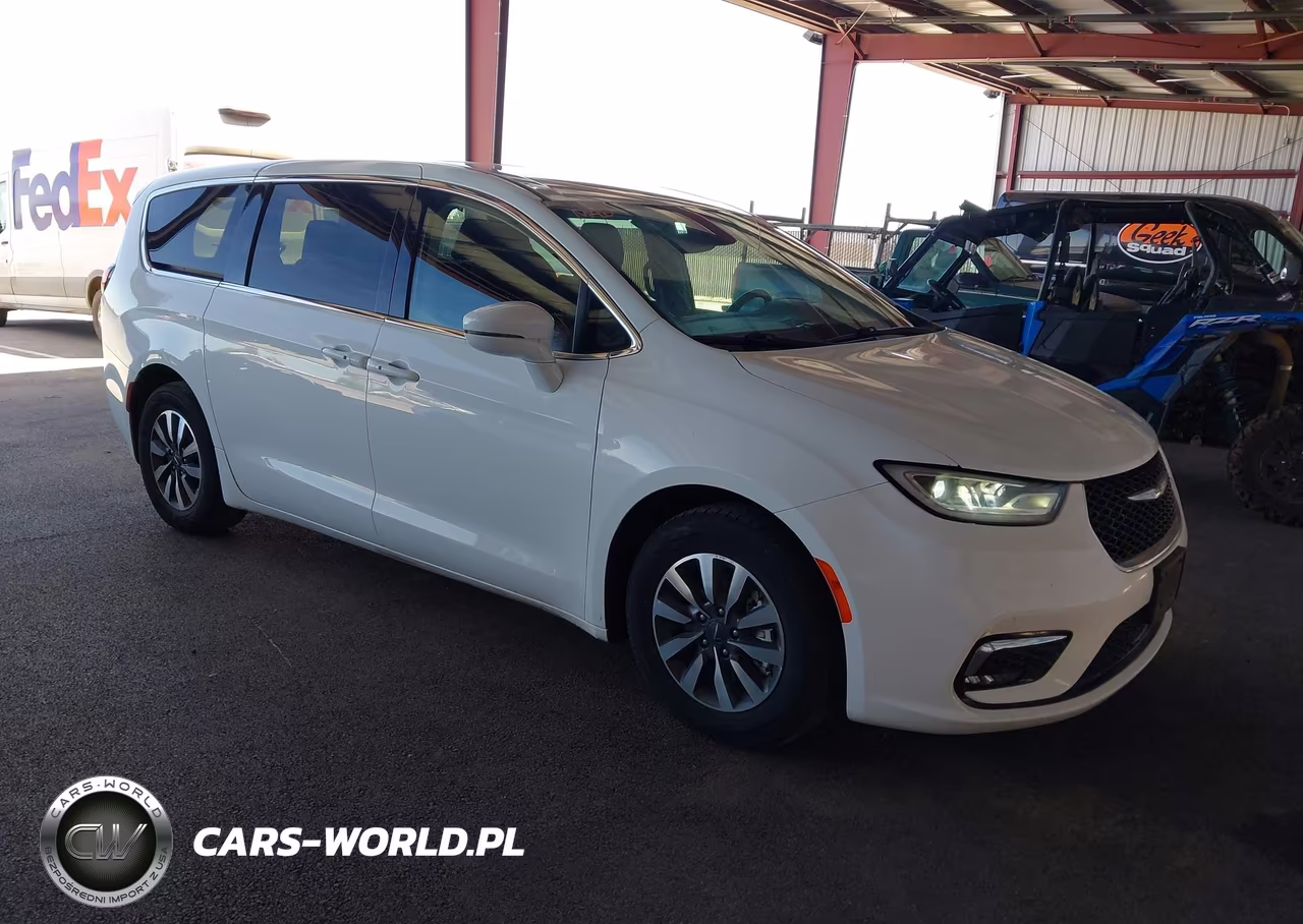 2022 Chrysler Pacifica Hybrid Touring L – zdjęcie 1 z 16