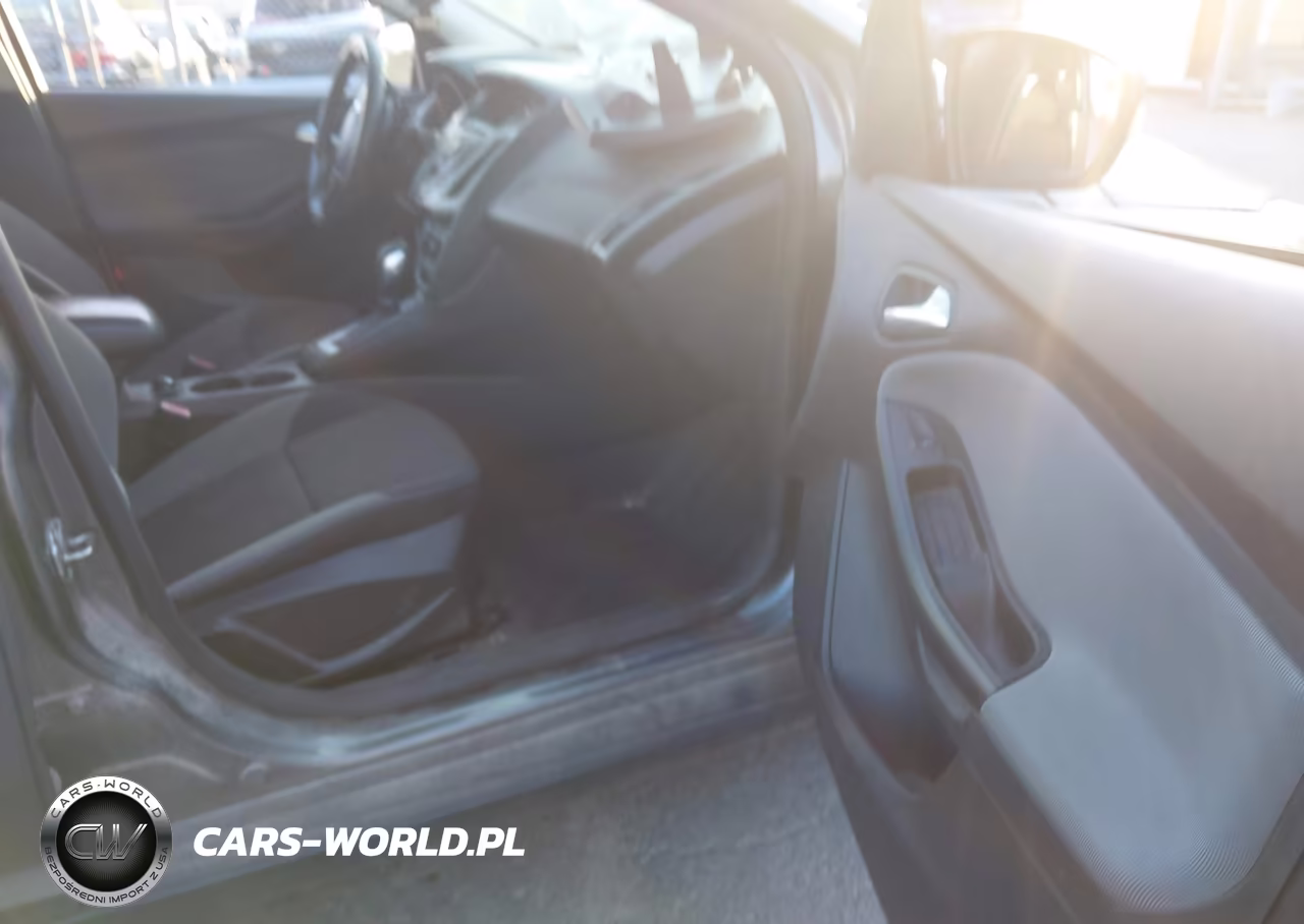 2013 Ford Focus Se VIN:1FADP3F24DL249869 - 5