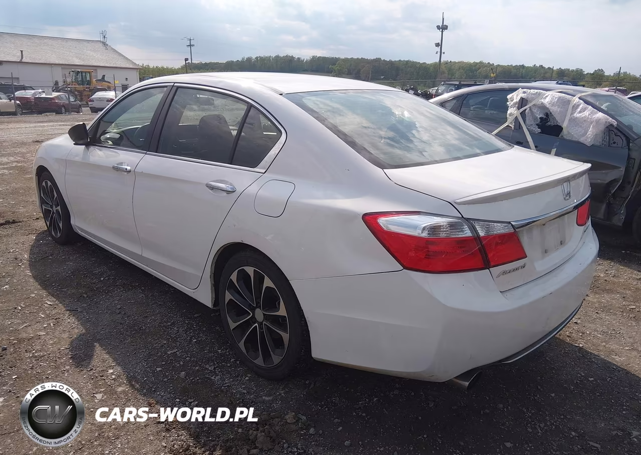 2015 Honda Accord Sport VIN:1HGCR2F51FA021834 - 3