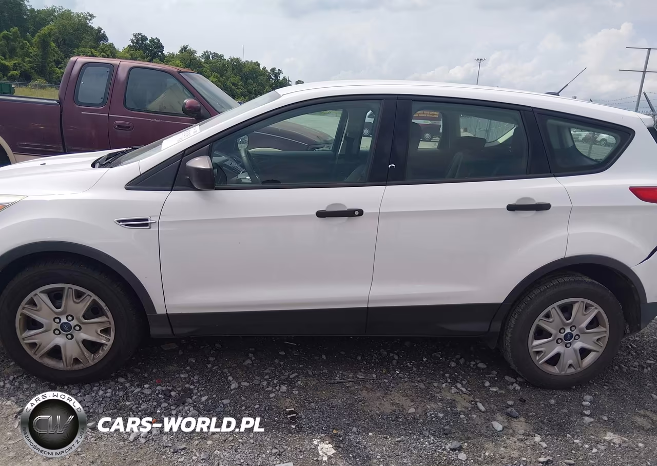 2013 Ford Escape S VIN:1FMCU0F74DUB90546 - 14