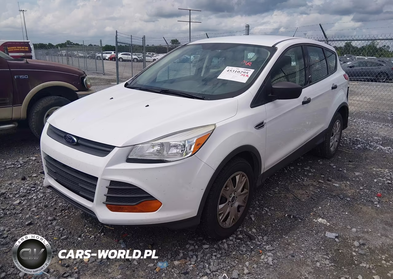 2013 Ford Escape S VIN:1FMCU0F74DUB90546 - 2