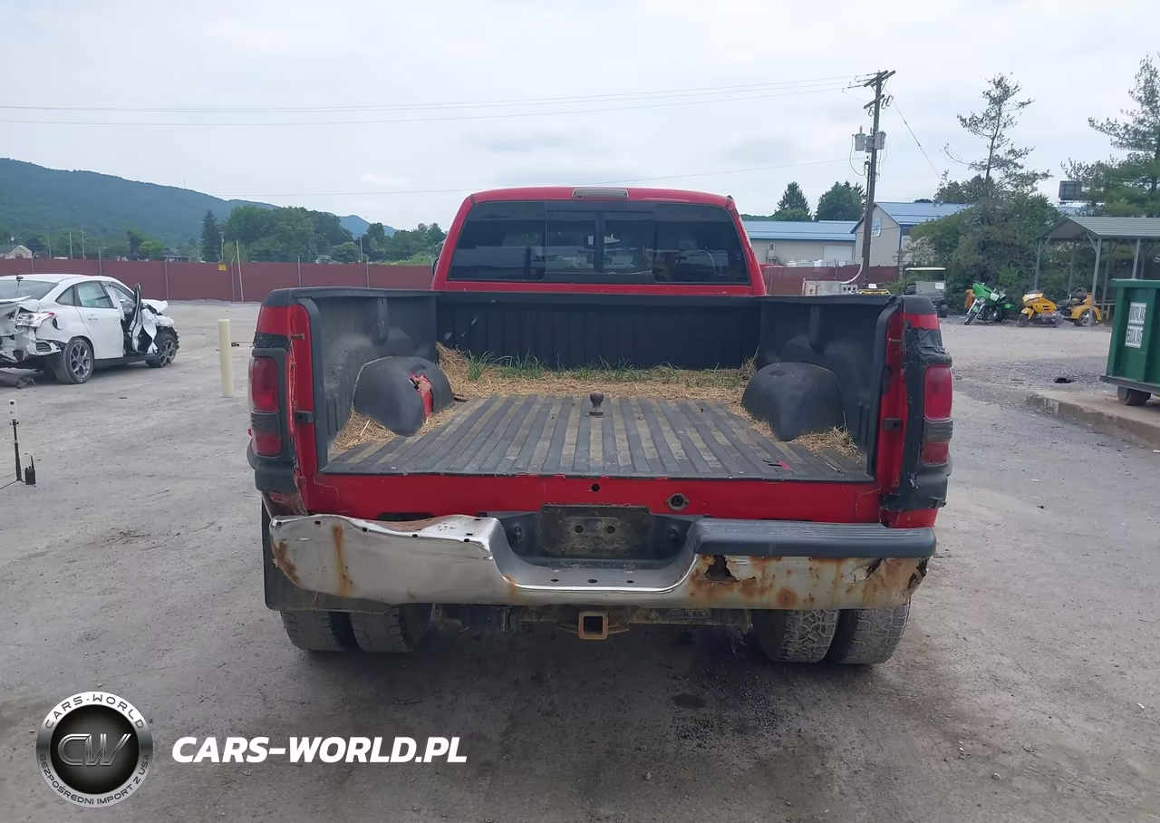 1998 Dodge Ram 3500 VIN:1B7MF33W6WJ108918 - 15