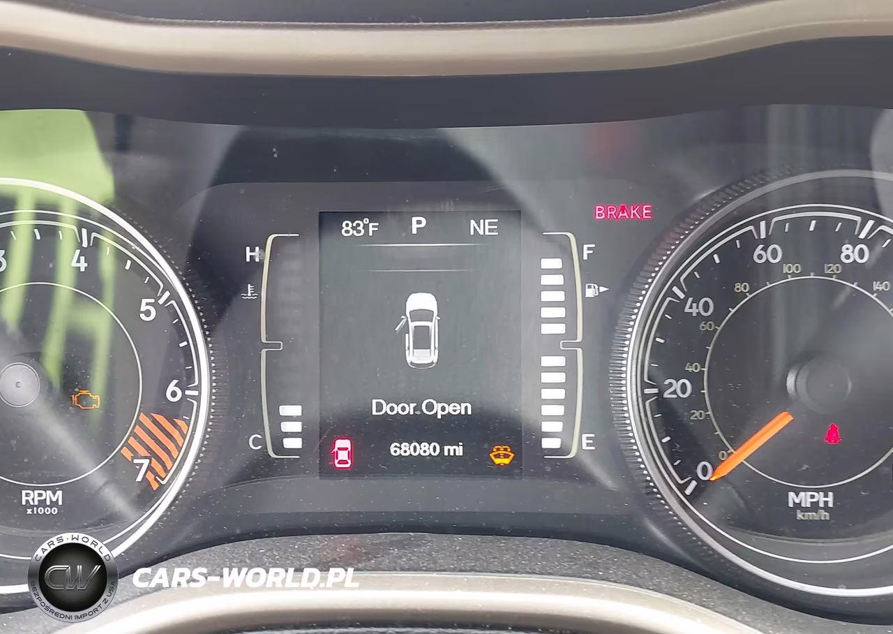 2015 Jeep Cherokee Latitude VIN:1C4PJMCB7FW772307 - 15