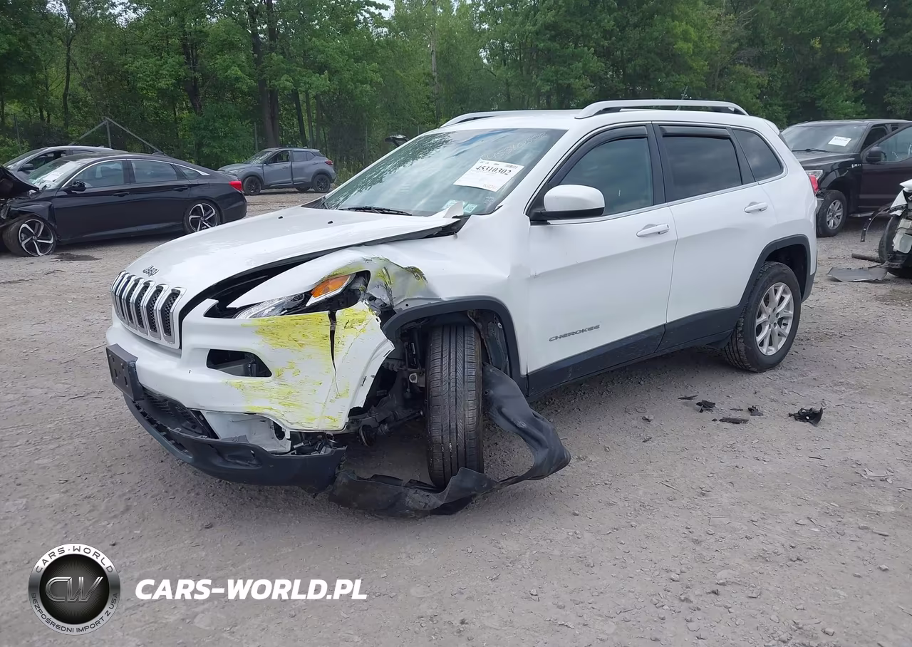 2015 Jeep Cherokee Latitude VIN:1C4PJMCB7FW772307 - 2