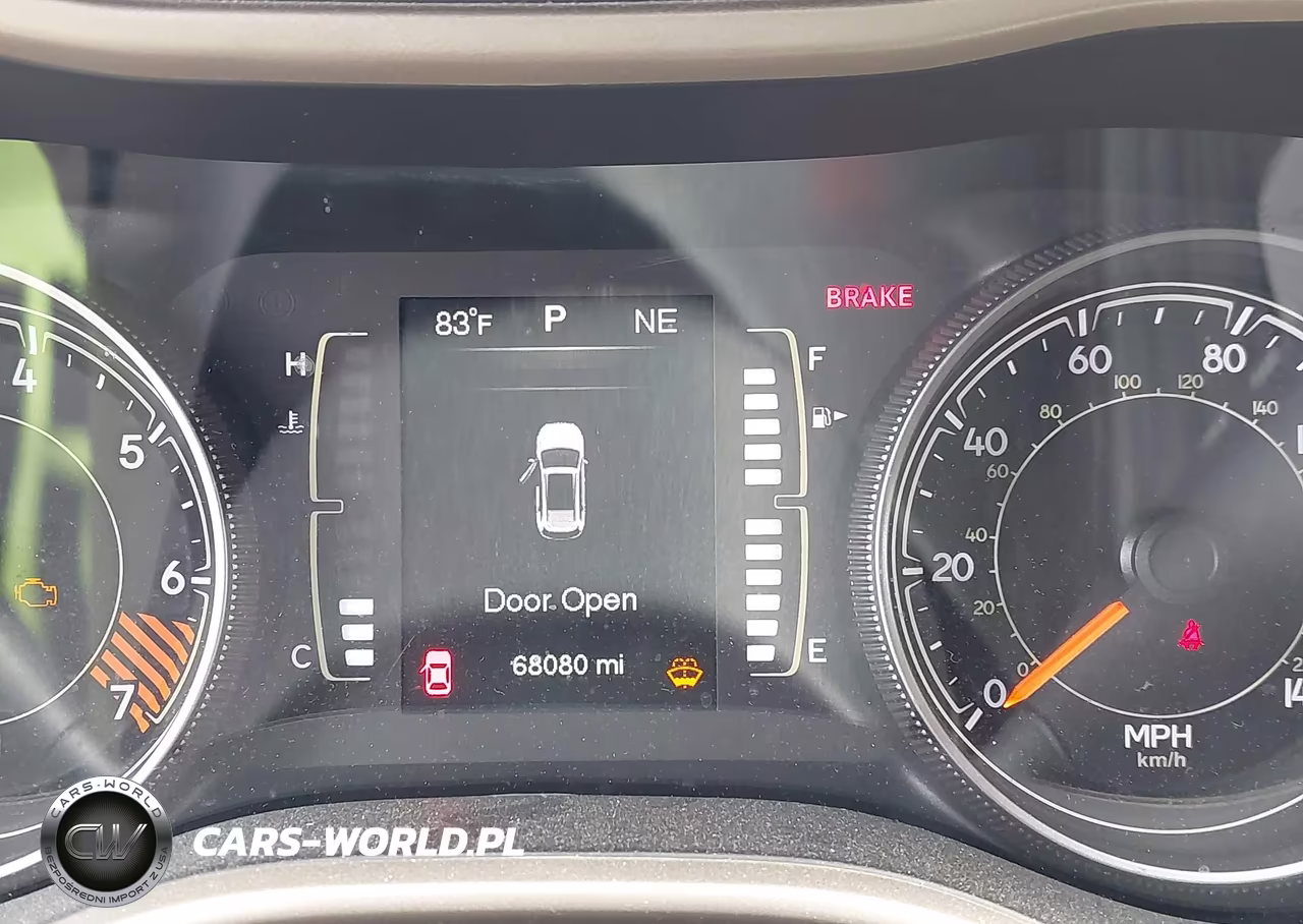 2015 Jeep Cherokee Latitude VIN:1C4PJMCB7FW772307 - 7
