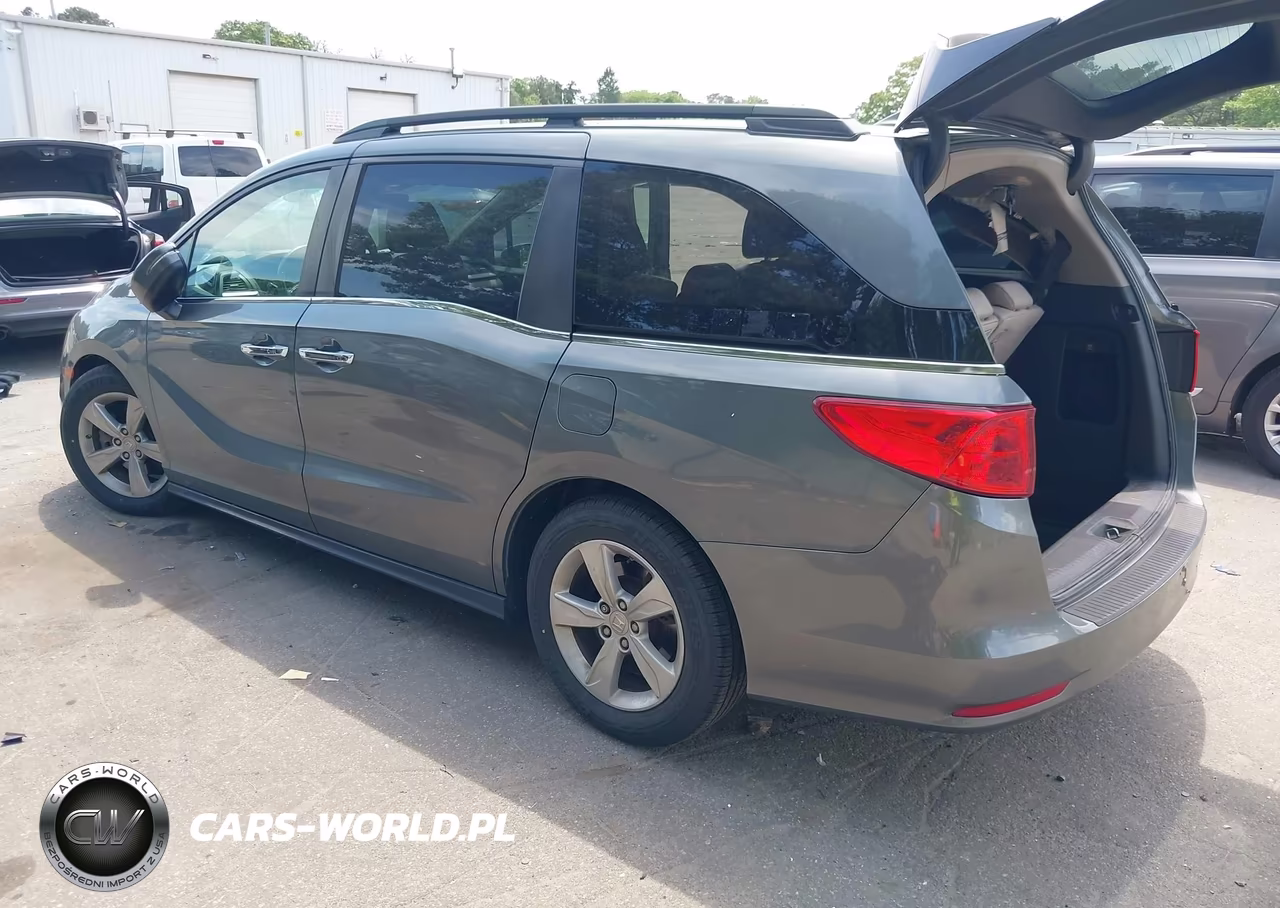 2018 Honda Odyssey Ex-L VIN:5FNRL6H78JB006683 - 3