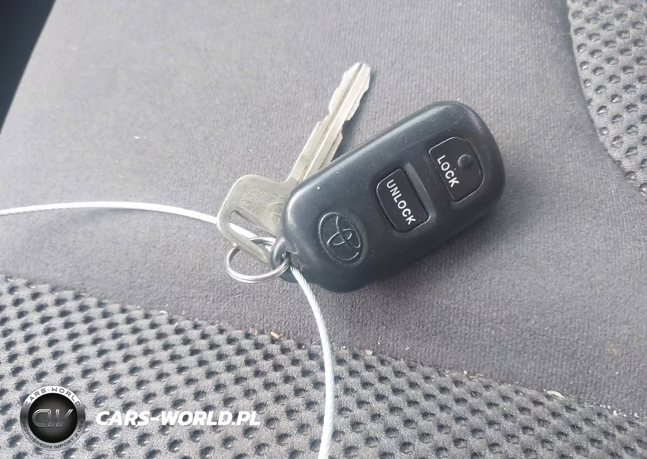 2001 Toyota Camry Le VIN:JT2BG22K610594229 - 11