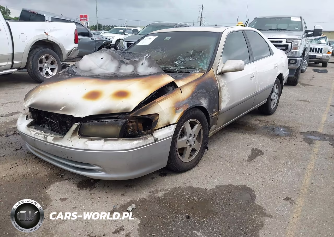 2001 Toyota Camry Le VIN:JT2BG22K610594229 - 2