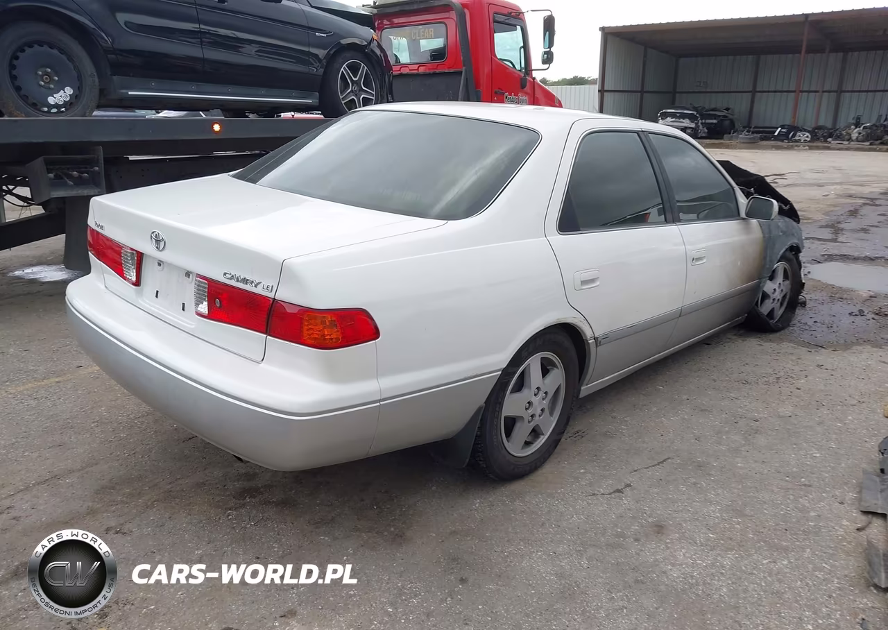 2001 Toyota Camry Le VIN:JT2BG22K610594229 - 4