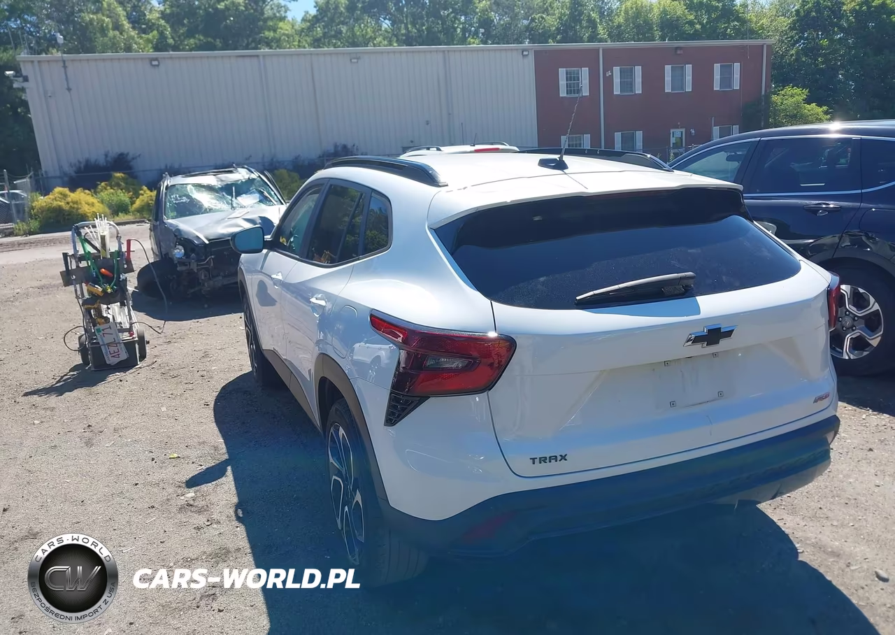 2025 Chevrolet Trax Fwd 2Rs VIN:KL77LJEP0SC077581 - 3