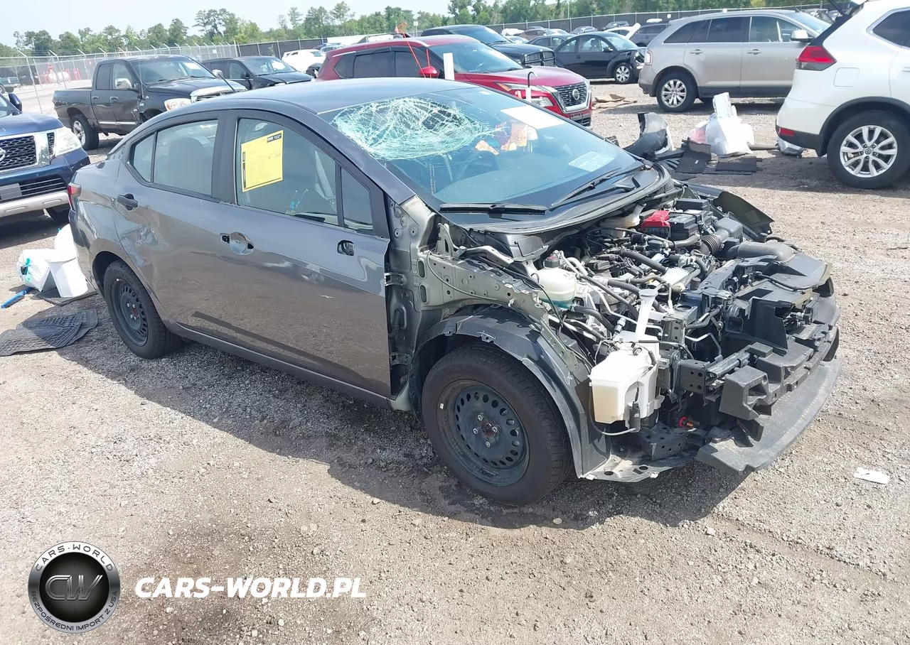 2023 Nissan Versa S 5-Speed Manual Transmission – zdjęcie 1 z 17