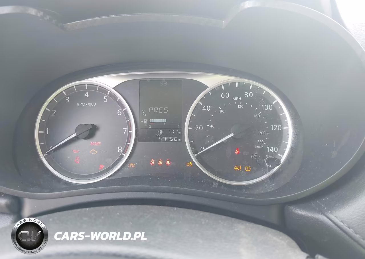 2023 Nissan Versa S 5-Speed Manual Transmission VIN:3N1CN8BV6PL856070 - 7