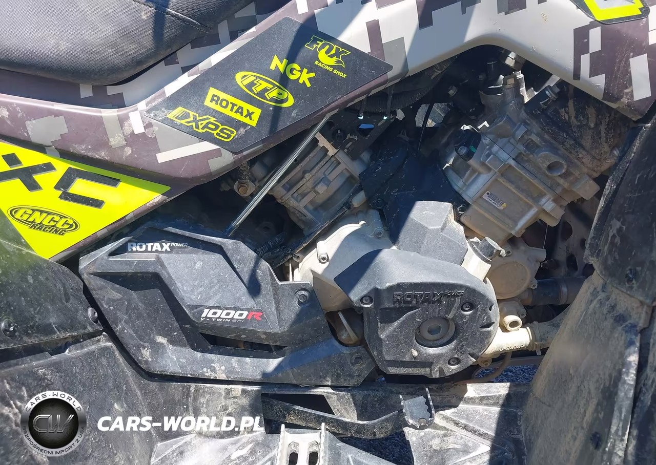 2016 Can-Am Renegade X Xc 1000R VIN:3JBMXAX21GJ000854 - 8