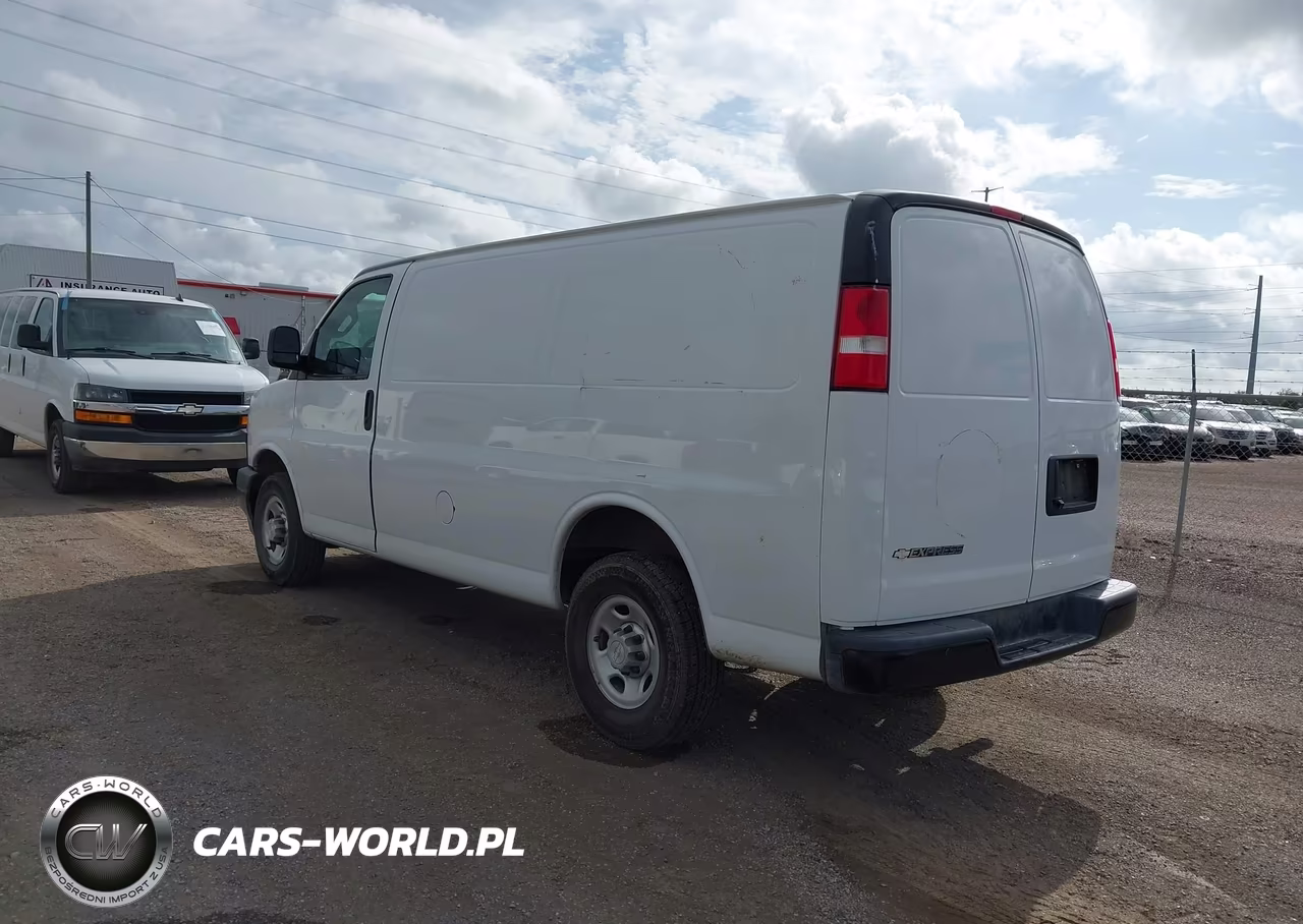 2020 Chevrolet Express Cargo Rwd 2500 Regular Wheelbase Wt VIN:1GCWGAFP8L1178947 - 3