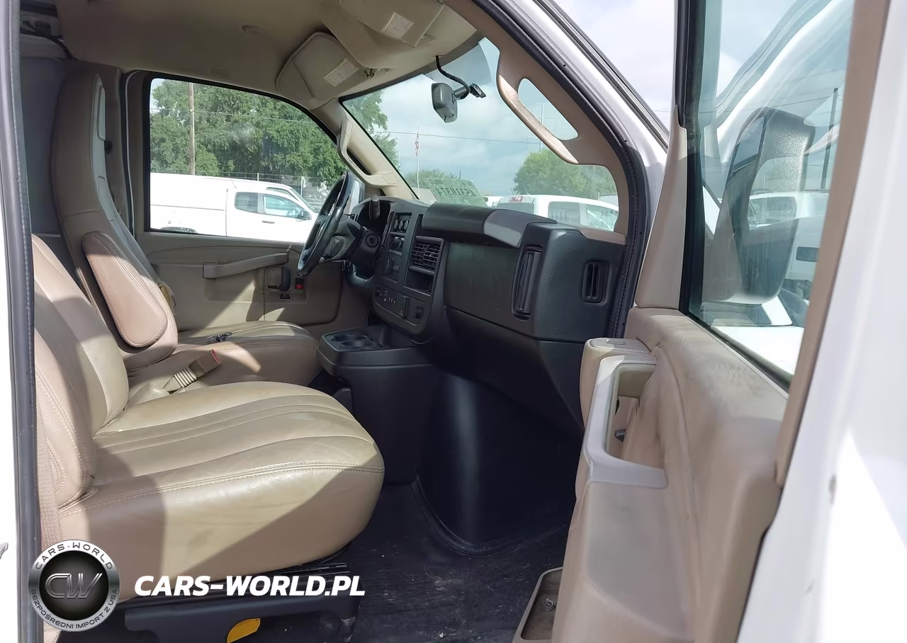 2020 Chevrolet Express Cargo Rwd 2500 Regular Wheelbase Wt VIN:1GCWGAFP8L1178947 - 5