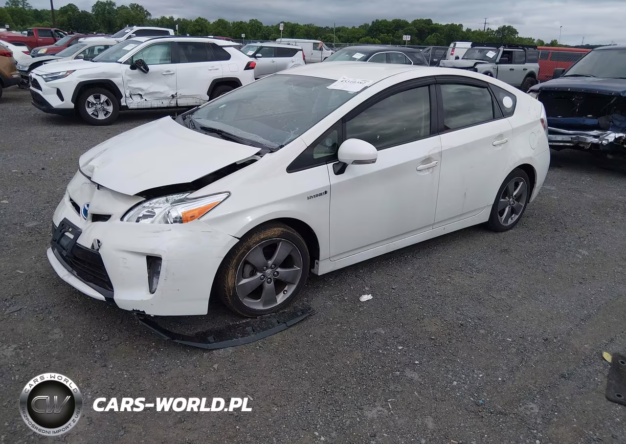 2015 Toyota Prius Persona Series Special Edition VIN:JTDKN3DU2F0425740 - 2