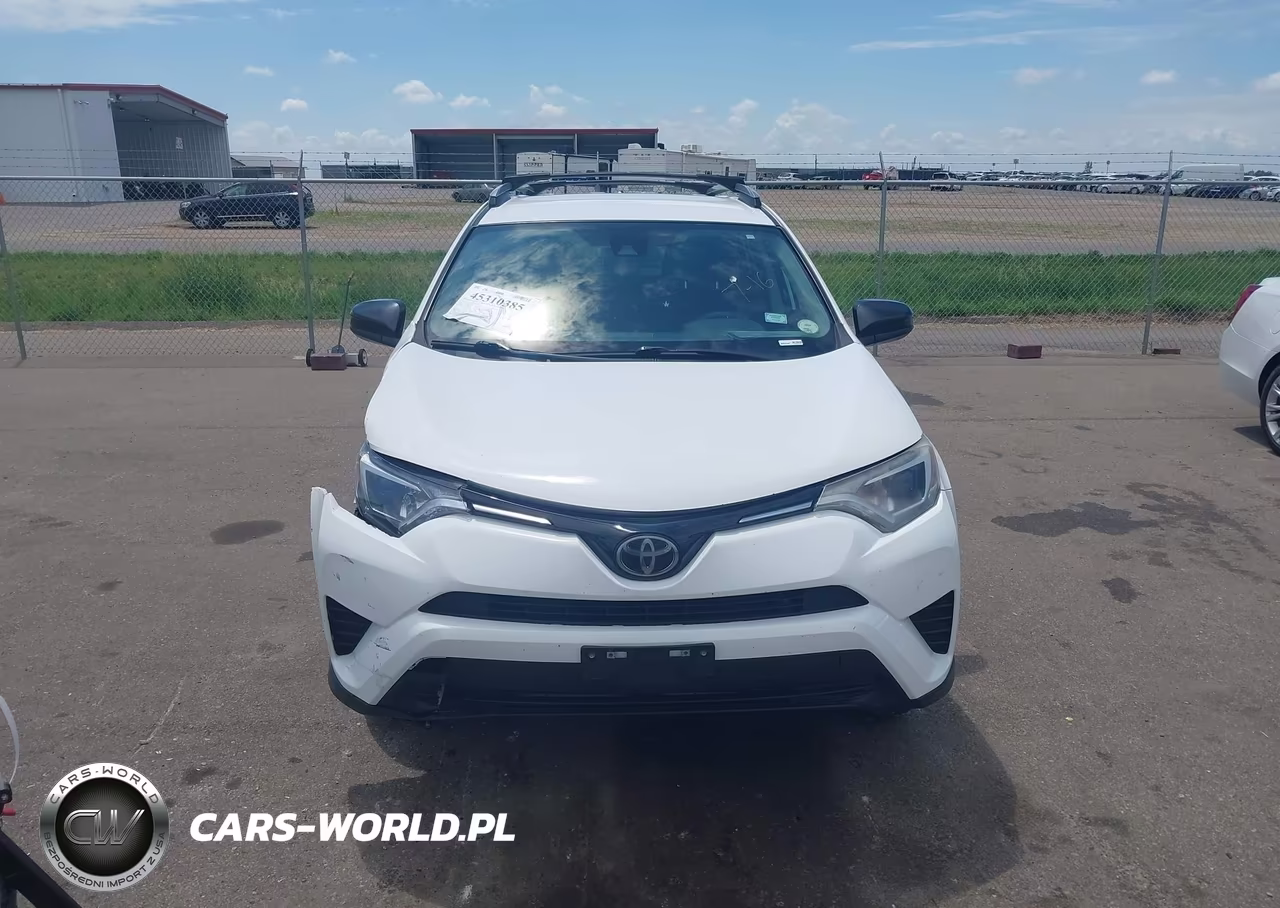 2017 Toyota Rav4 Le VIN:2T3BFREVXHW666354 - 12
