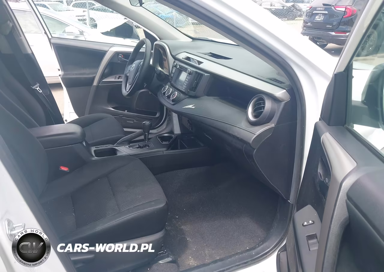 2017 Toyota Rav4 Le VIN:2T3BFREVXHW666354 - 5