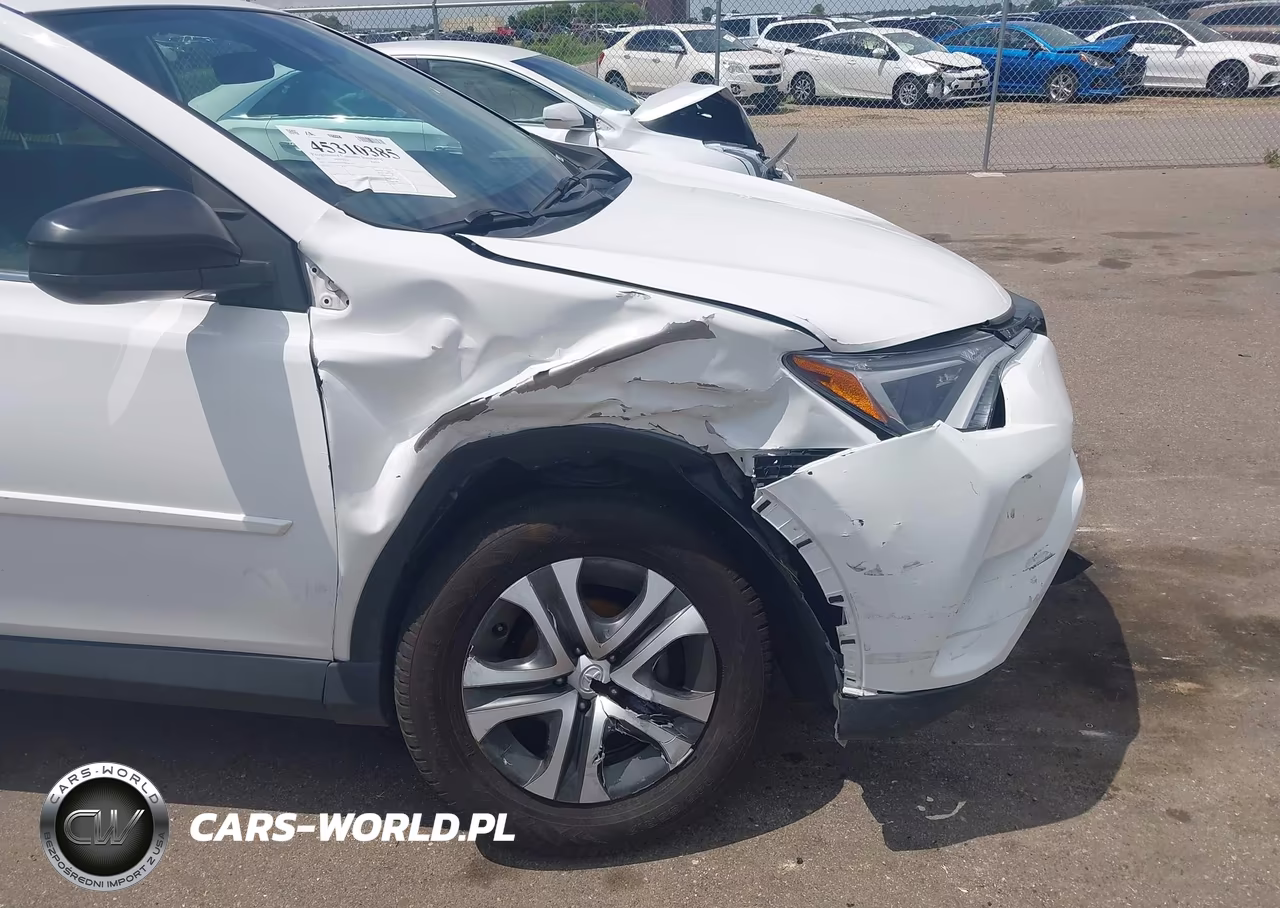 2017 Toyota Rav4 Le VIN:2T3BFREVXHW666354 - 6