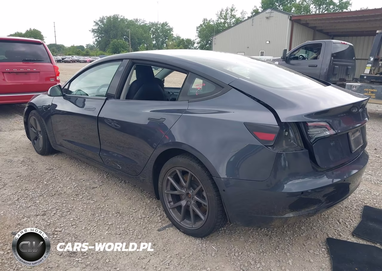 2022 Tesla Model 3 Long Range Dual Motor All-Wheel Drive VIN:5YJ3E1EB9NF341968 - 3