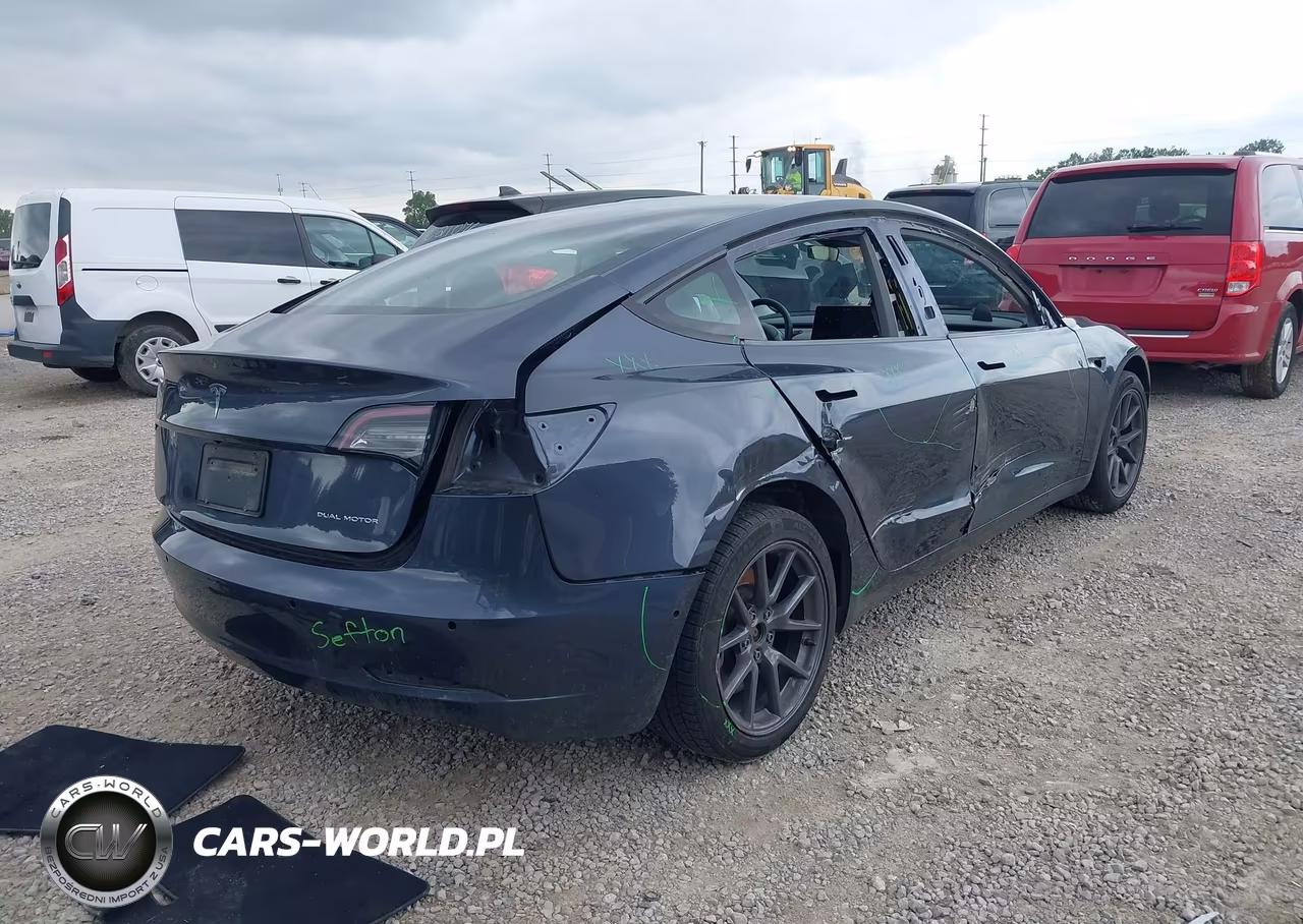 2022 Tesla Model 3 Long Range Dual Motor All-Wheel Drive VIN:5YJ3E1EB9NF341968 - 4