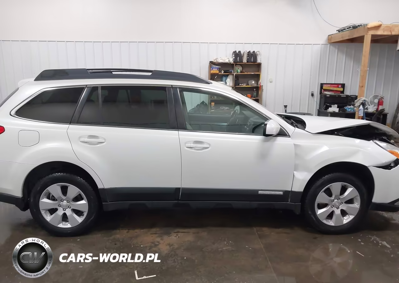 2012 Subaru Outback 2.5I Premium VIN:4S4BRBCC3C3221901 - 13
