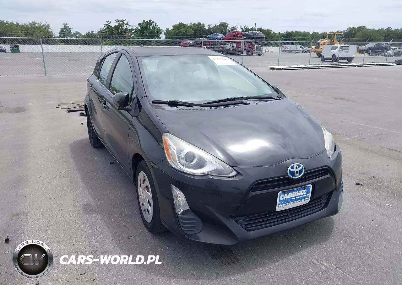 2016 Toyota Prius C Two