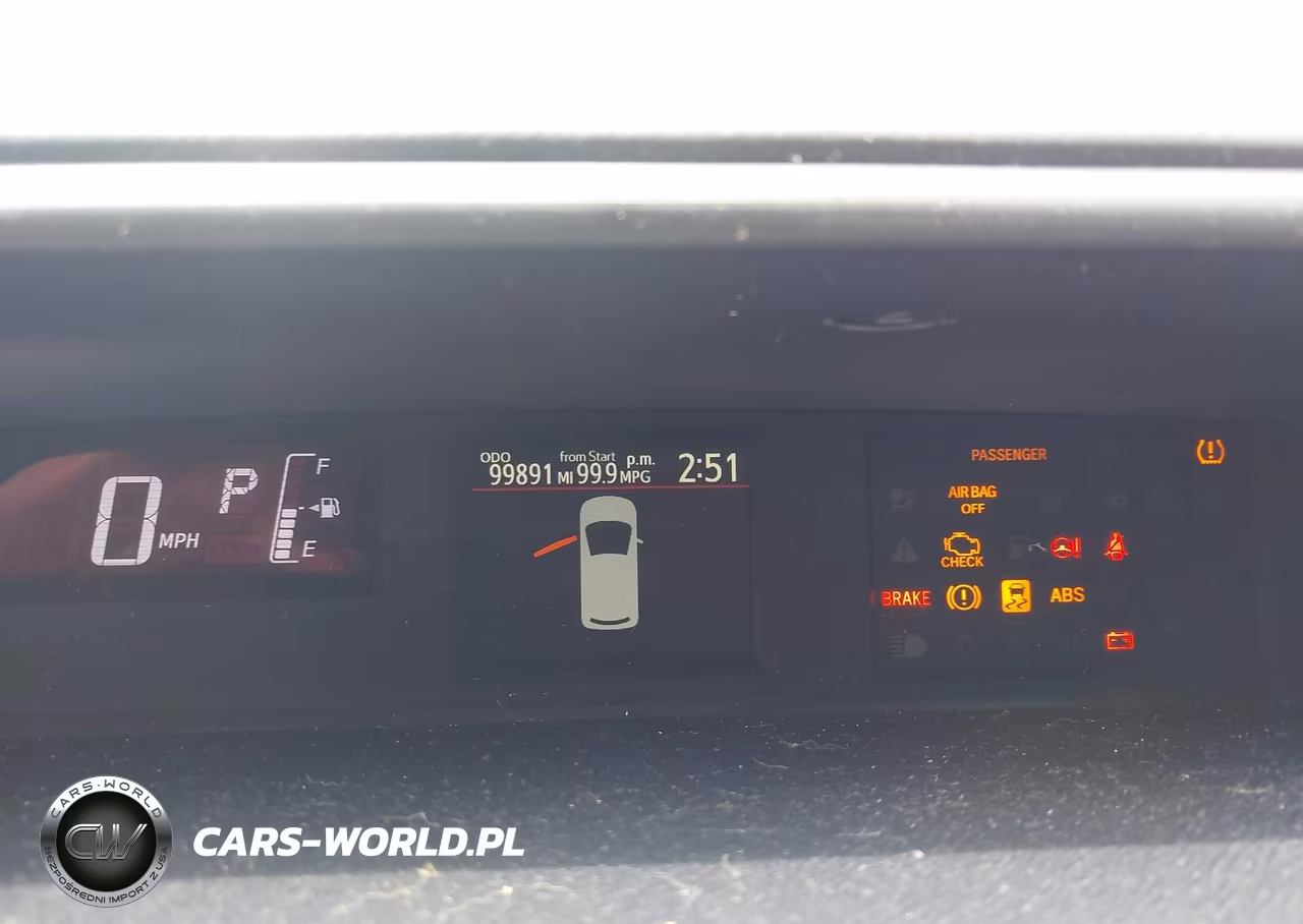 2016 Toyota Prius C Two VIN:JTDKDTB35G1125635 - 7