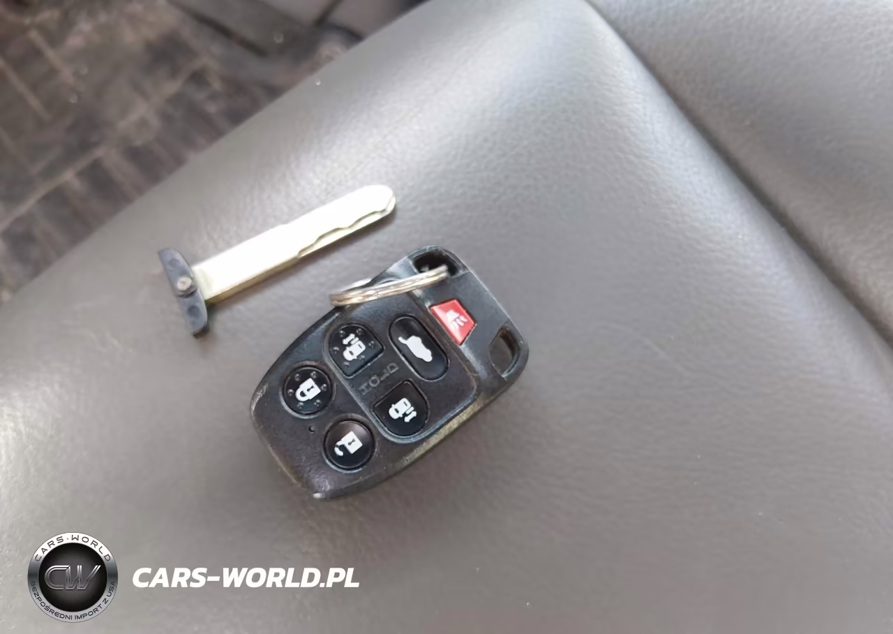 2013 Honda Odyssey Touring-Touring Elite VIN:5FNRL5H9XDB010573 - 11