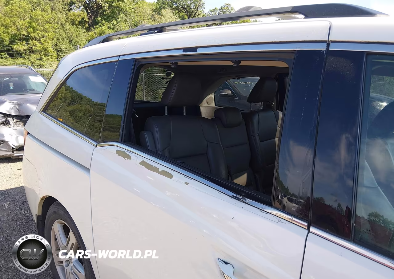 2013 Honda Odyssey Touring-Touring Elite VIN:5FNRL5H9XDB010573 - 6