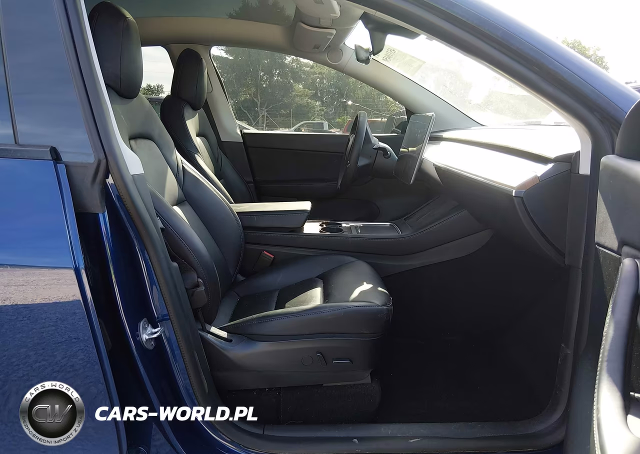 2022 Tesla Model Y Performance Dual Motor All-Wheel Drive VIN:7SAYGDEF7NF310239 - 5
