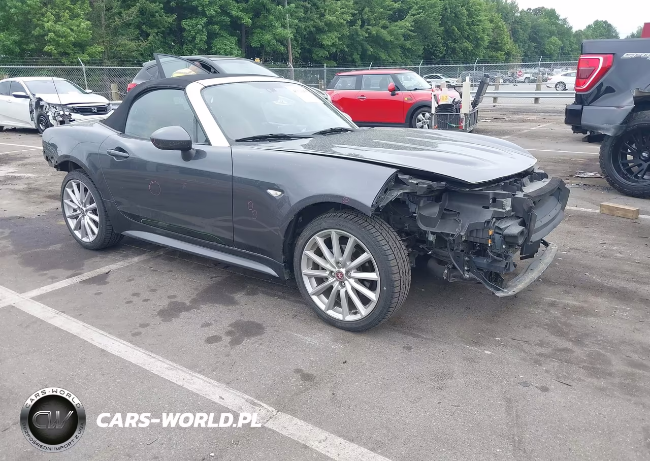 2017 Fiat 124 Spider Lusso