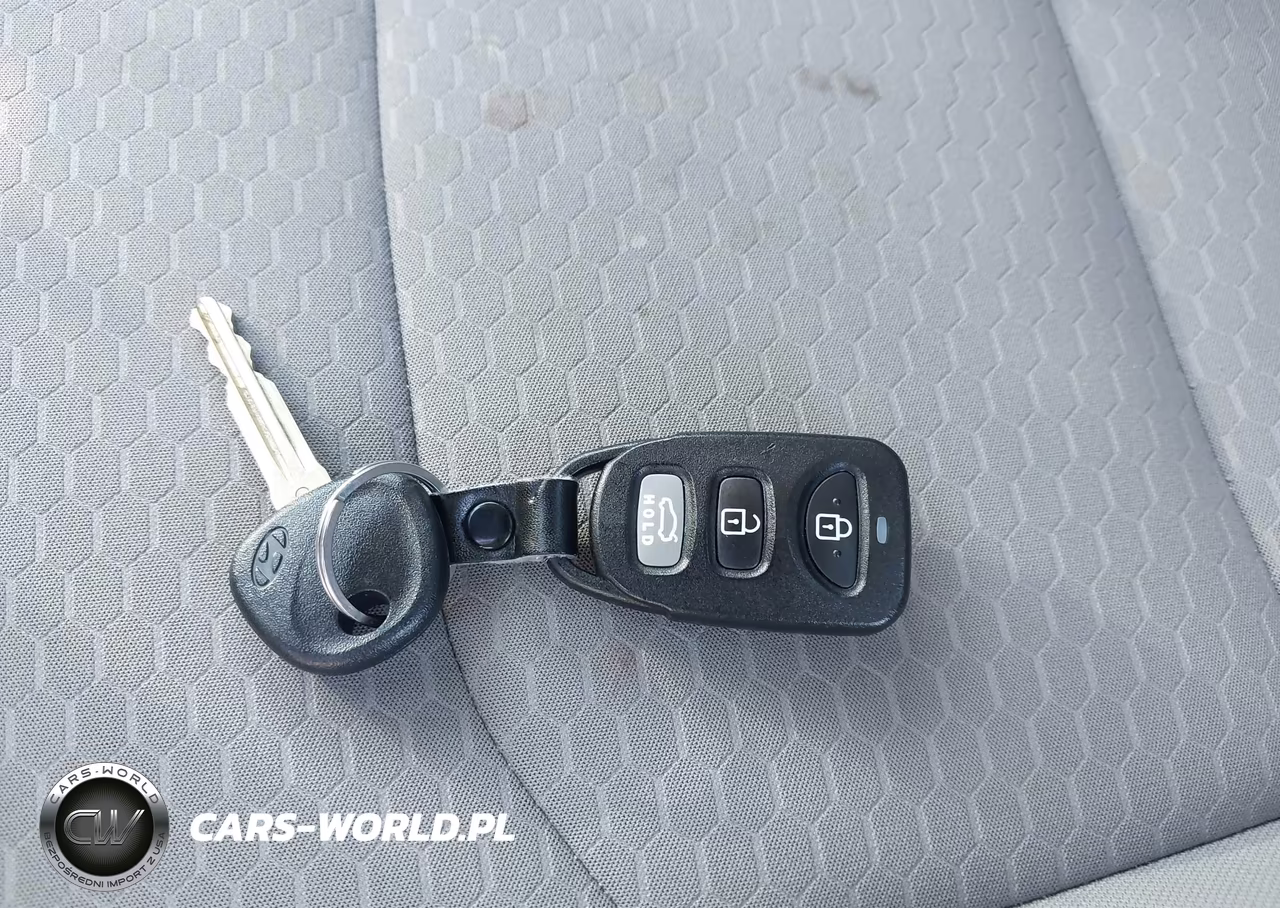 2020 Hyundai Elantra Se VIN:5NPD74LFXLH612153 - 11
