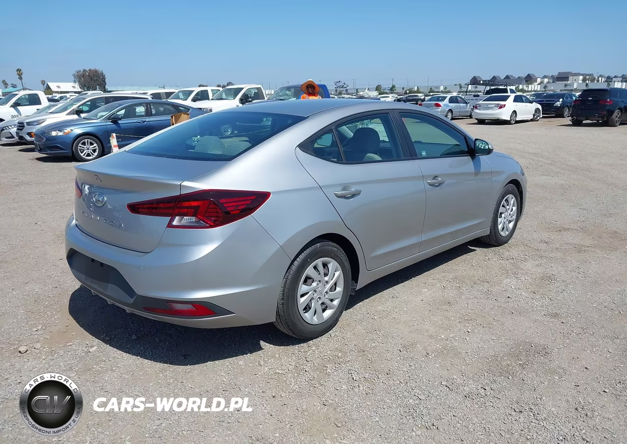 2020 Hyundai Elantra Se VIN:5NPD74LFXLH612153 - 4