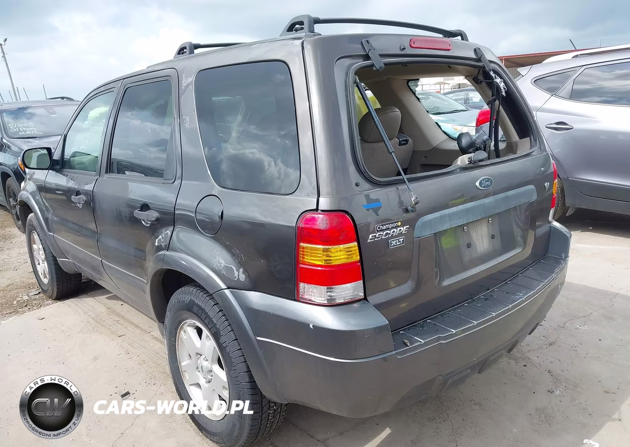 2006 Ford Escape VIN:1FMCU03106KB34117 - 3