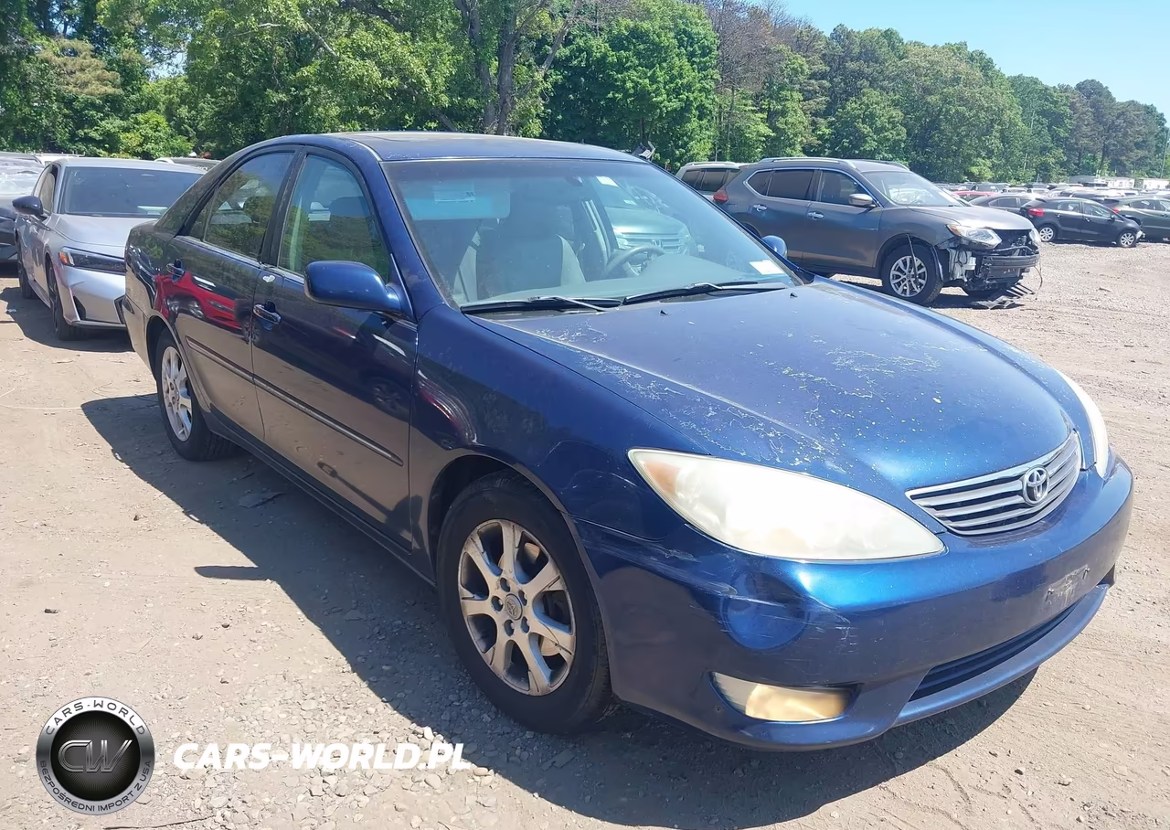 2005 Toyota Camry Xle V6 – zdjęcie 1 z 11