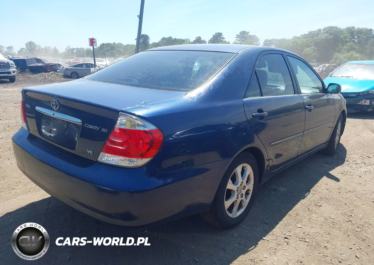 2005 Toyota Camry Xle V6 VIN:4T1BF30K95U106792 - 4