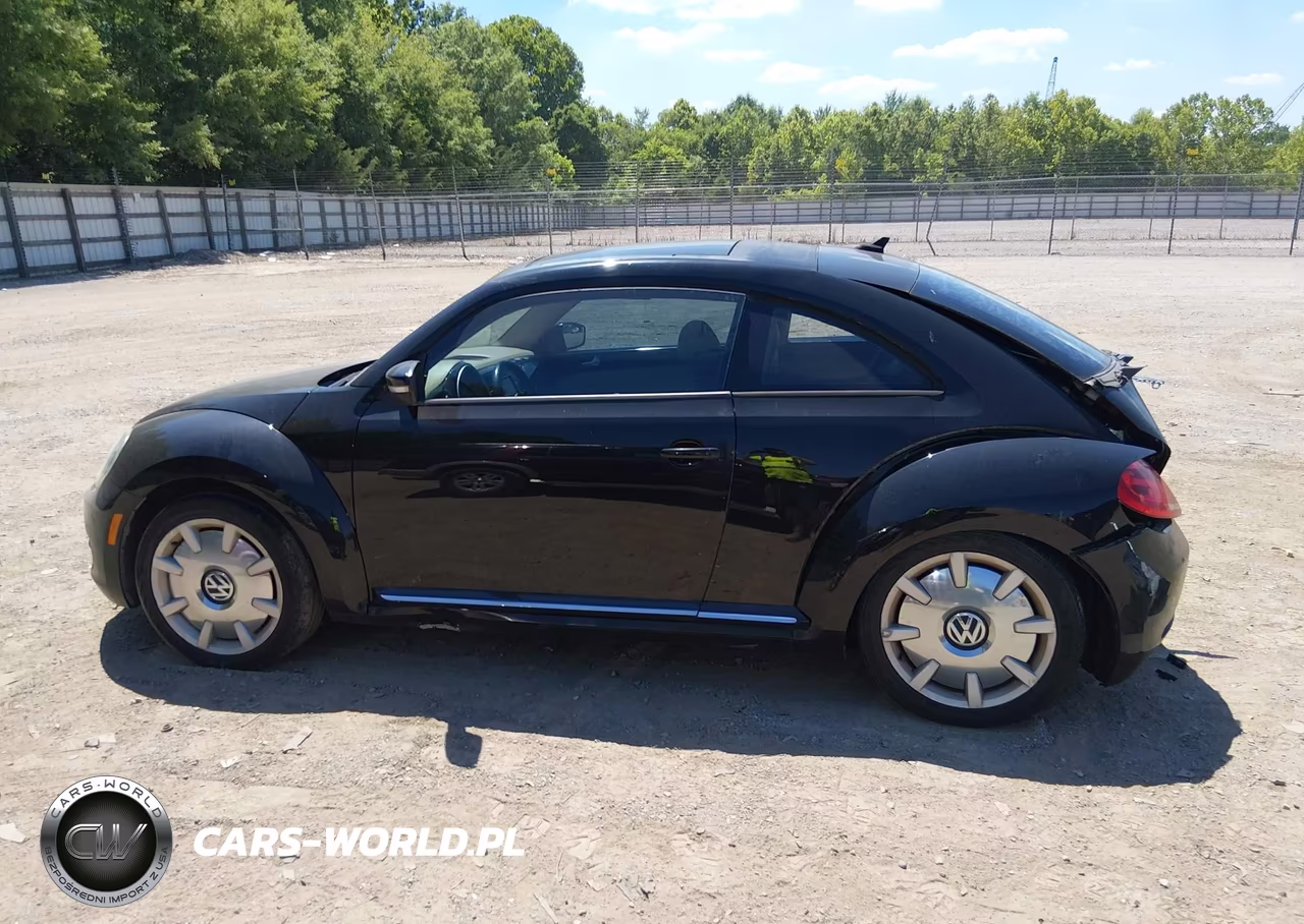 2016 Volkswagen Beetle VIN:3VWJ07AT5GM635497 - 14