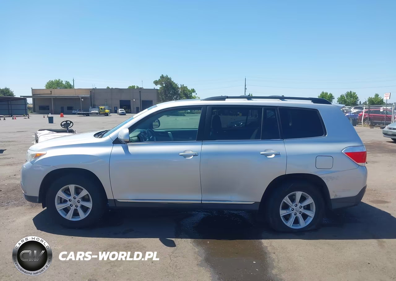 2011 Toyota Highlander Se V6 VIN:5TDZK3EH3BS029140 - 14