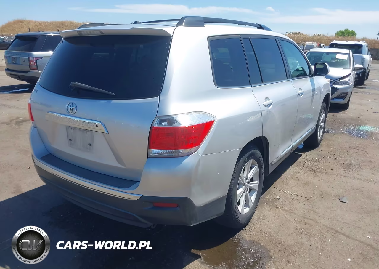 2011 Toyota Highlander Se V6 VIN:5TDZK3EH3BS029140 - 4