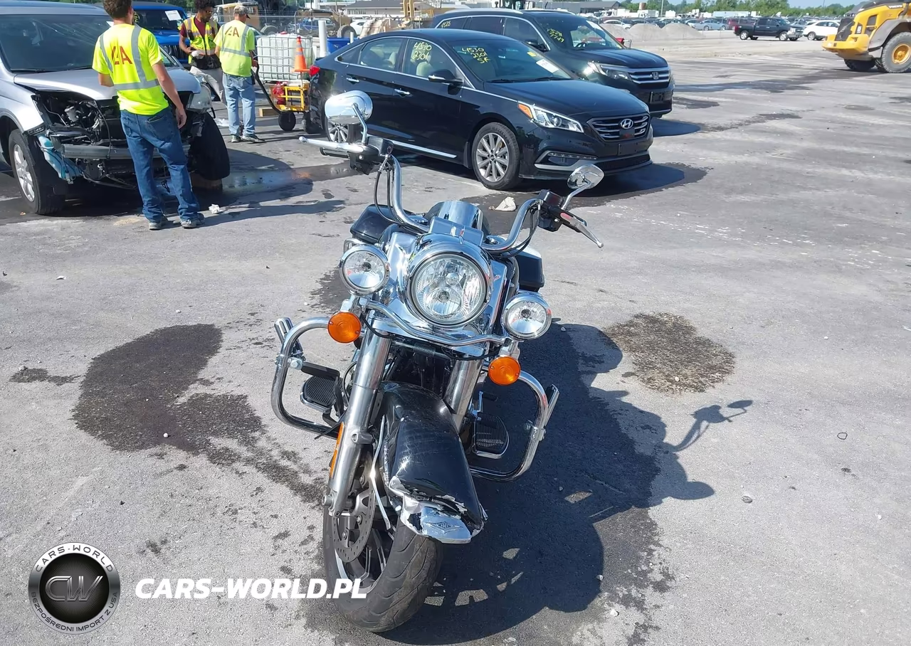 2017 Harley-Davidson Flhr Road King VIN:1HD1FBC11HB634452 - 5