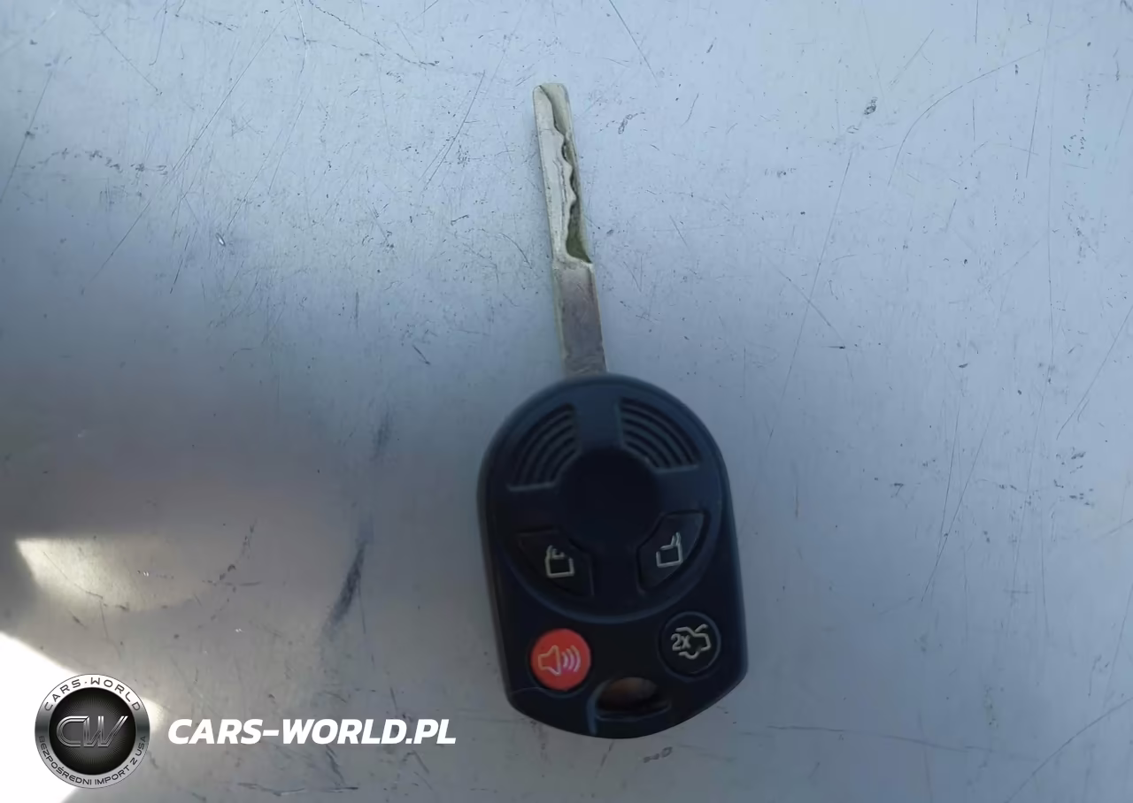 2015 Ford Focus S VIN:1FADP3E29FL385774 - 11
