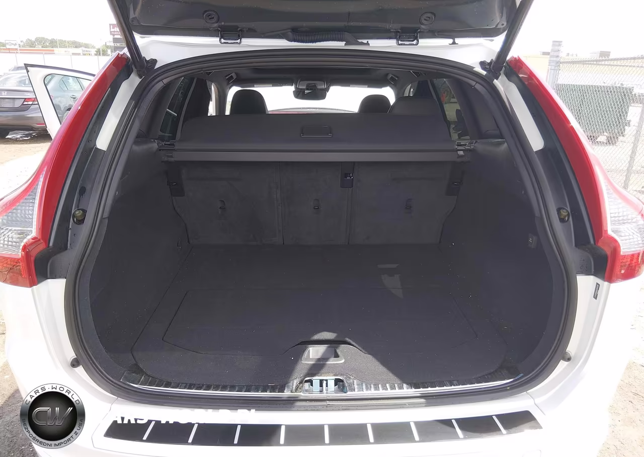 2016 Volvo Xc60 T6 Drive-E Platinum VIN:YV449MRM0G2904298 - 17