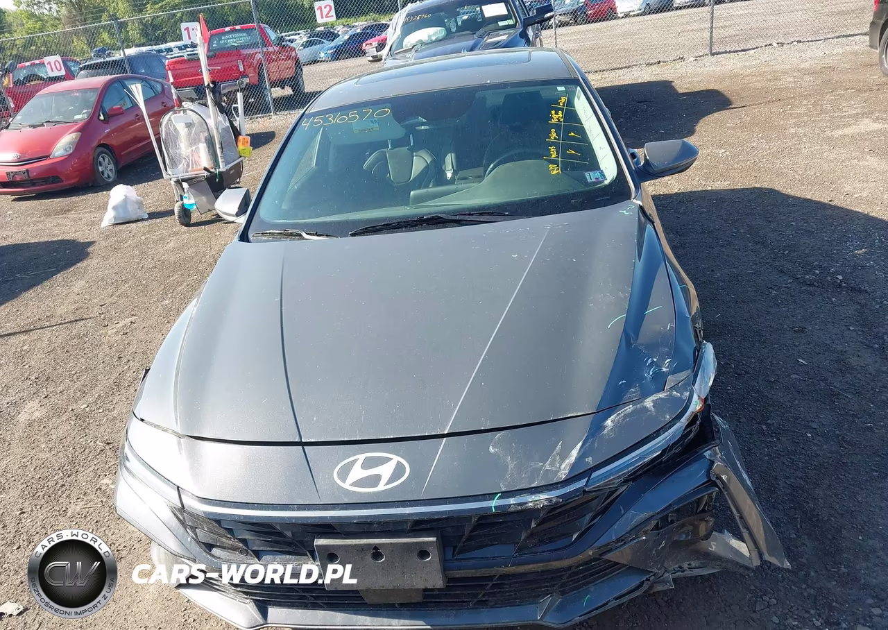 2025 Hyundai Elantra Limited VIN:KMHLP4DG6SU927051 - 12