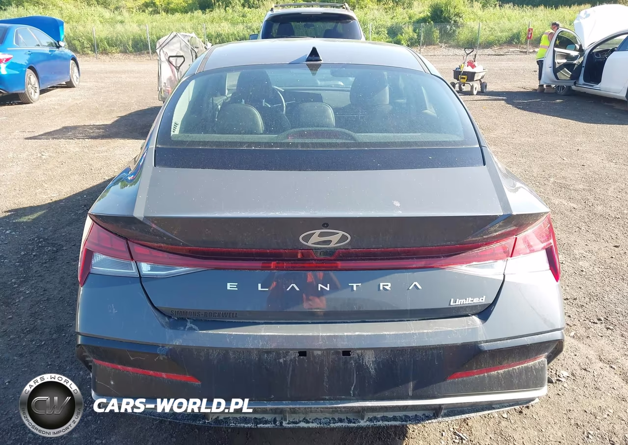 2025 Hyundai Elantra Limited VIN:KMHLP4DG6SU927051 - 16